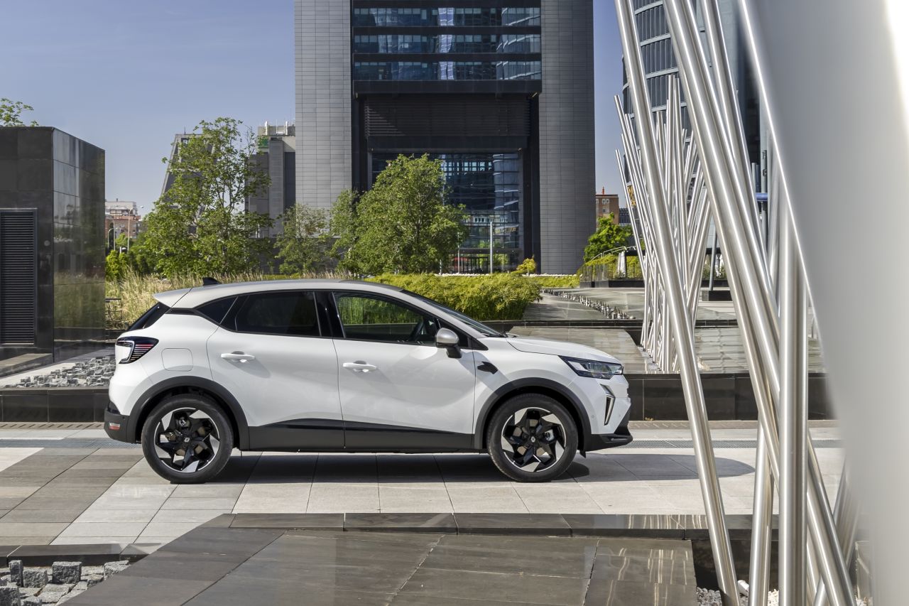 Renault Captur Techno Arctic White