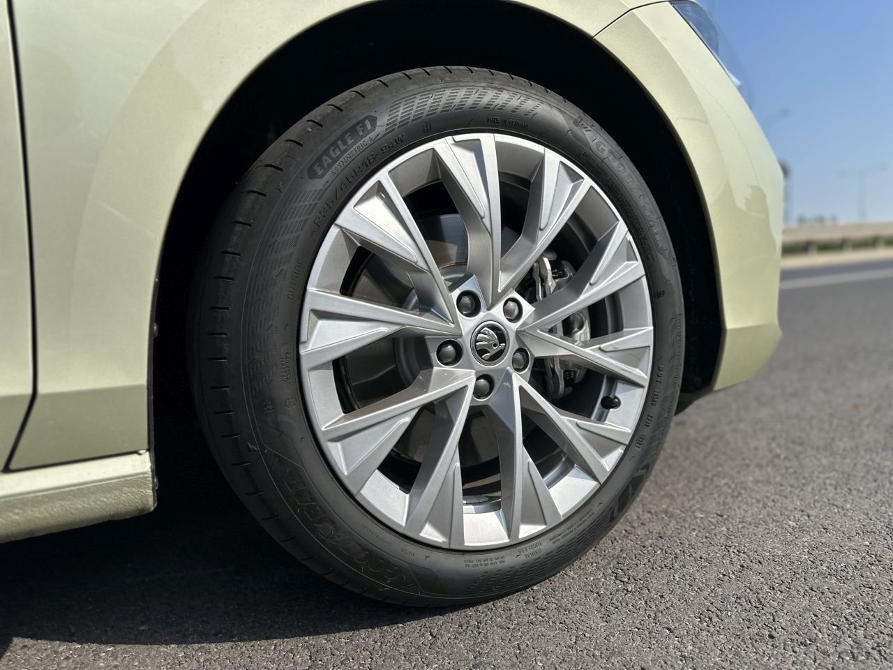 koło 18" Skoda Superb Combi iV