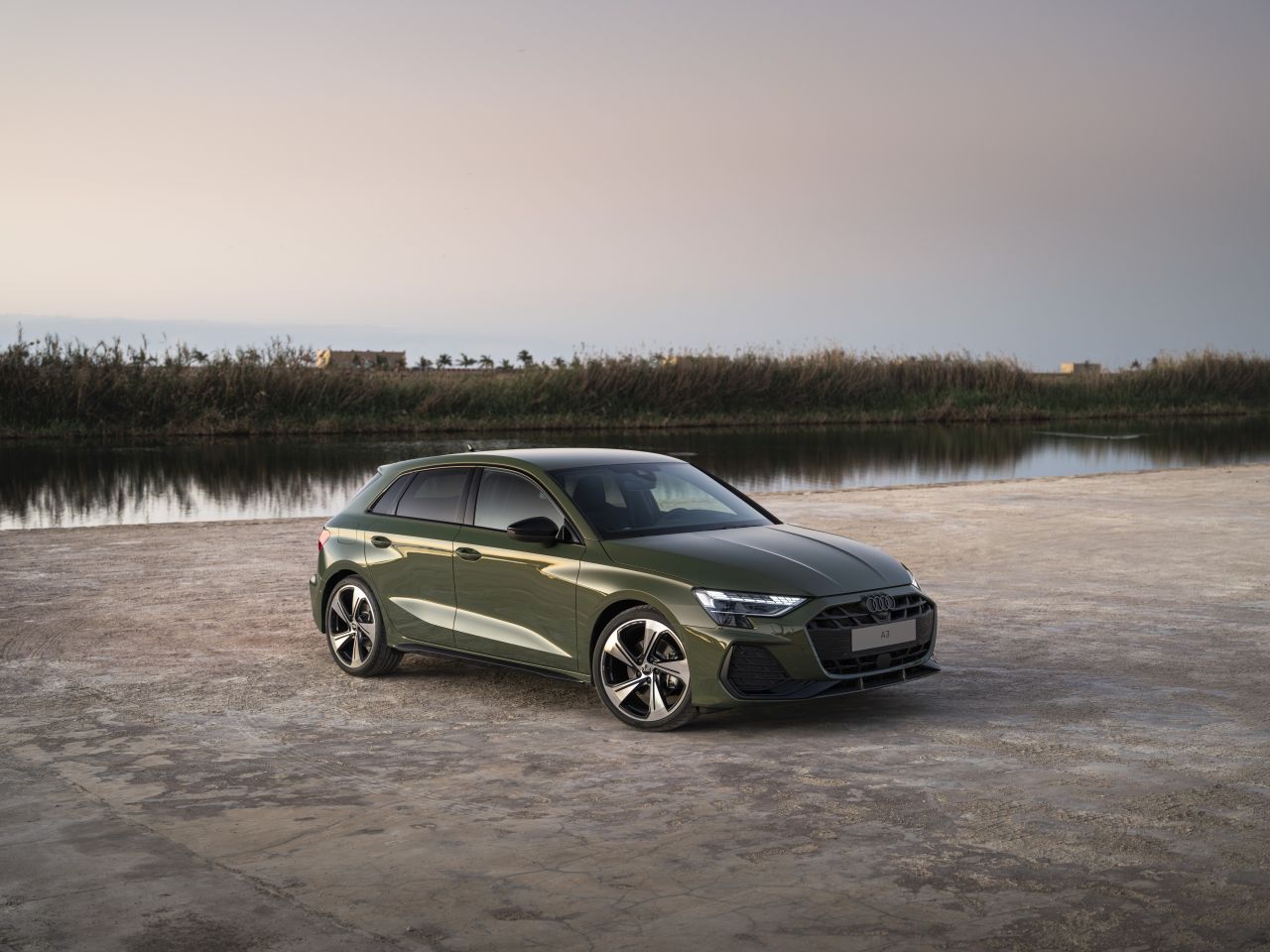 Zielone Audi A3 Sportback